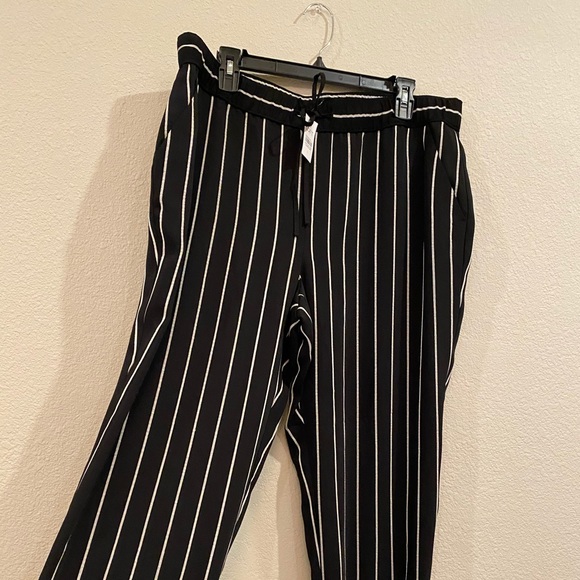 LOFT Striped flowy pants with drawstring waist L - Picture 4 of 5